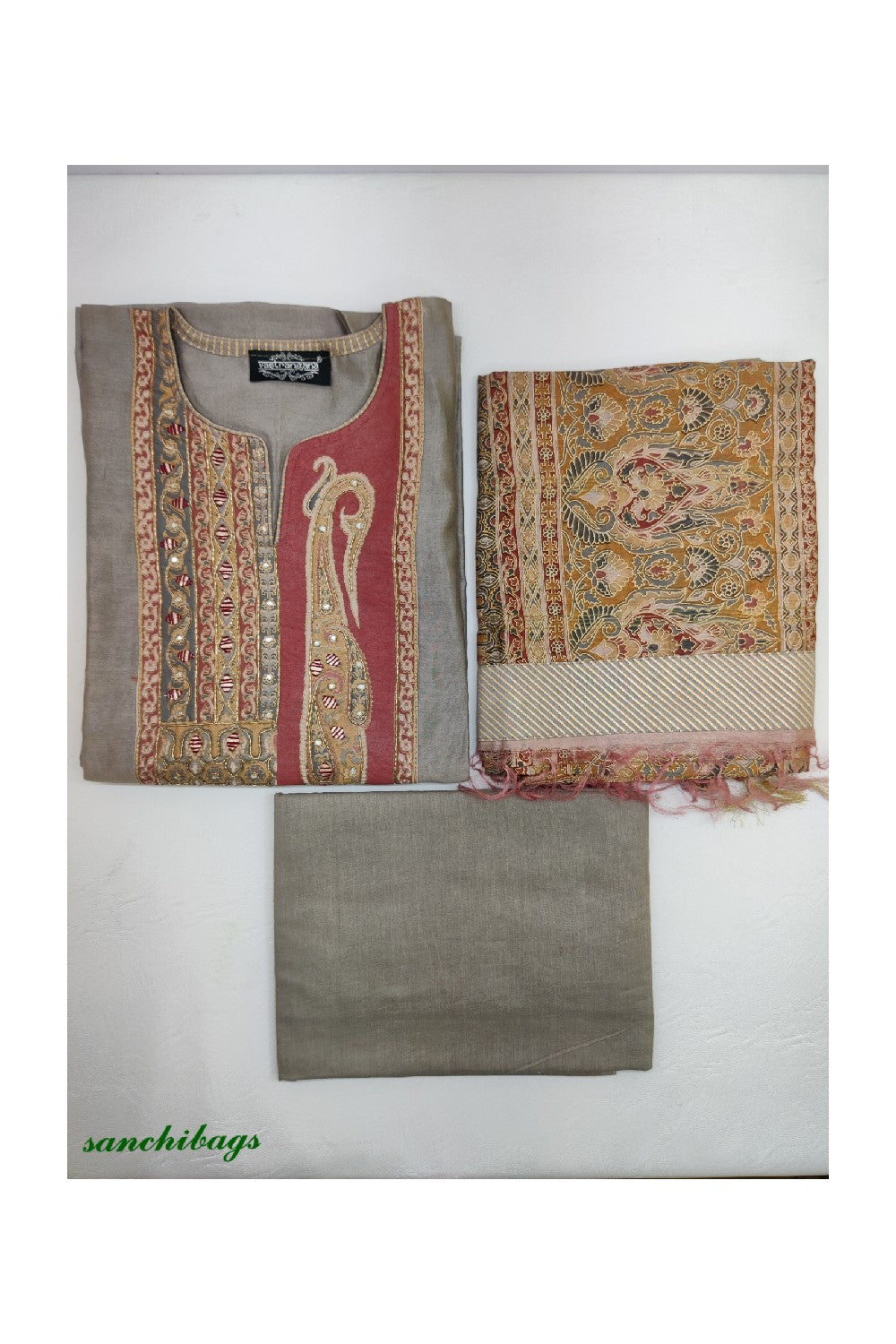 Unstitched Material