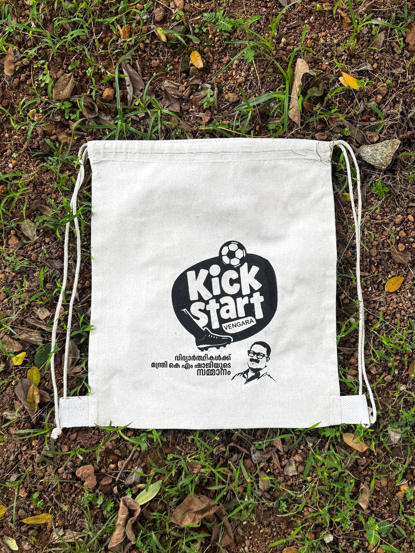 DRAW SLING BAG
