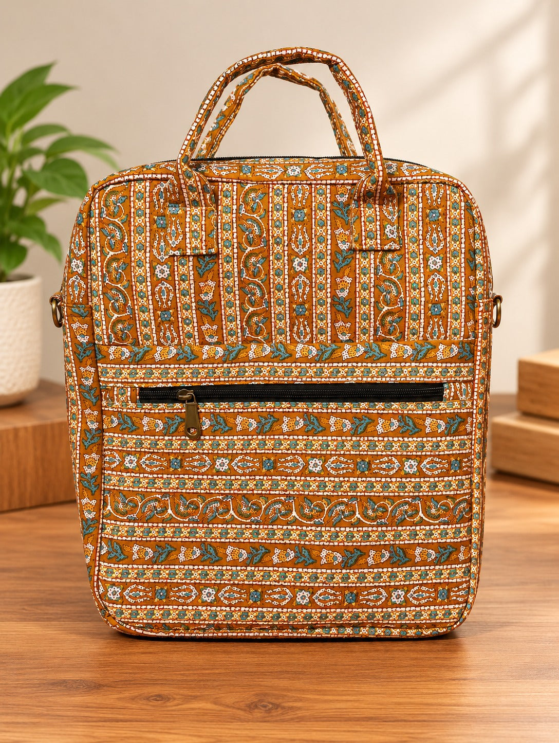 SLING BAG