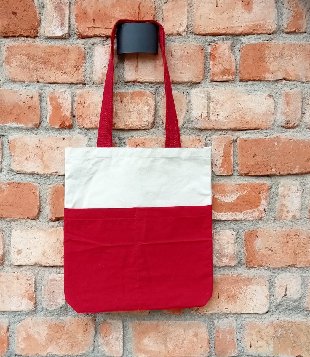 TOTE BAGS