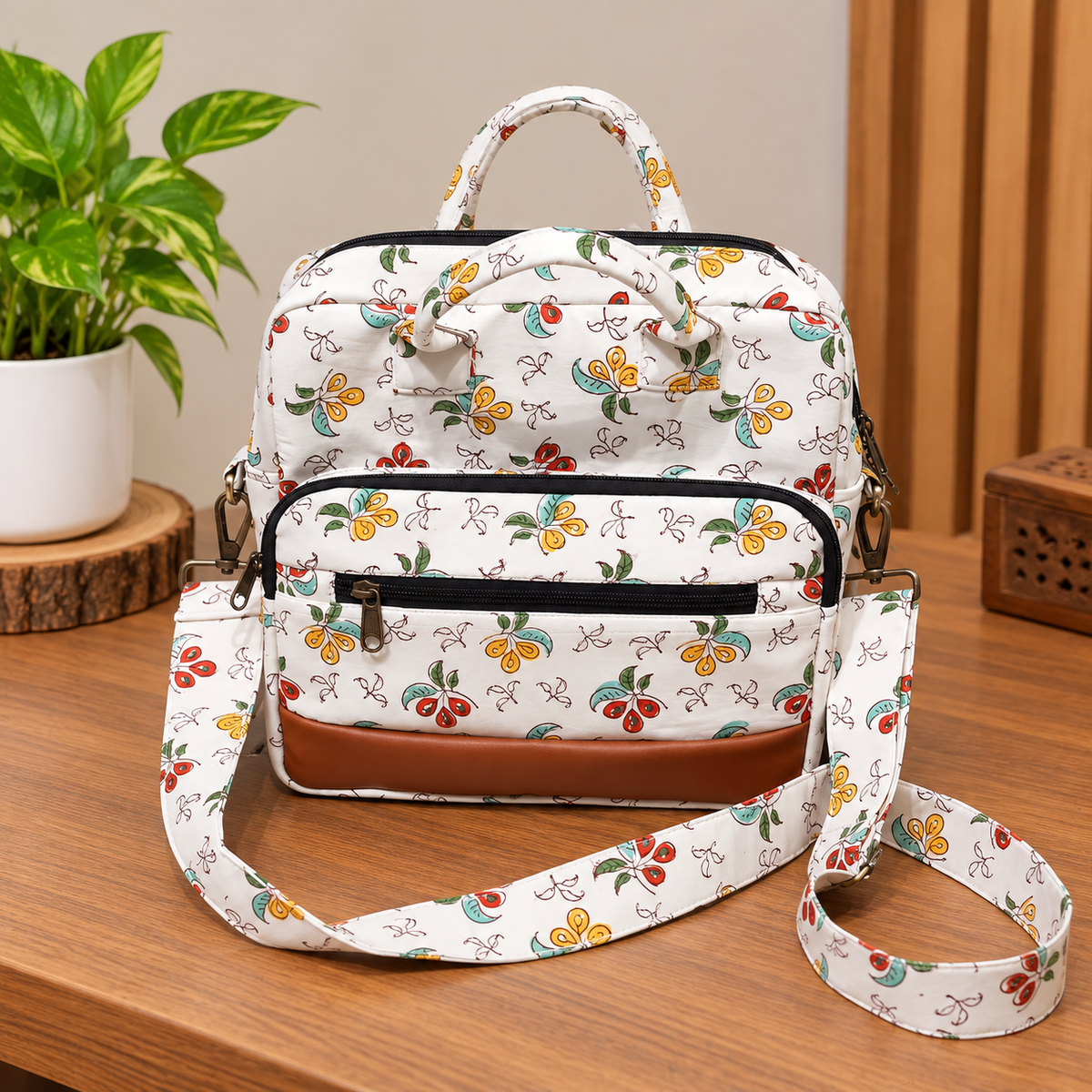 SLING BAG