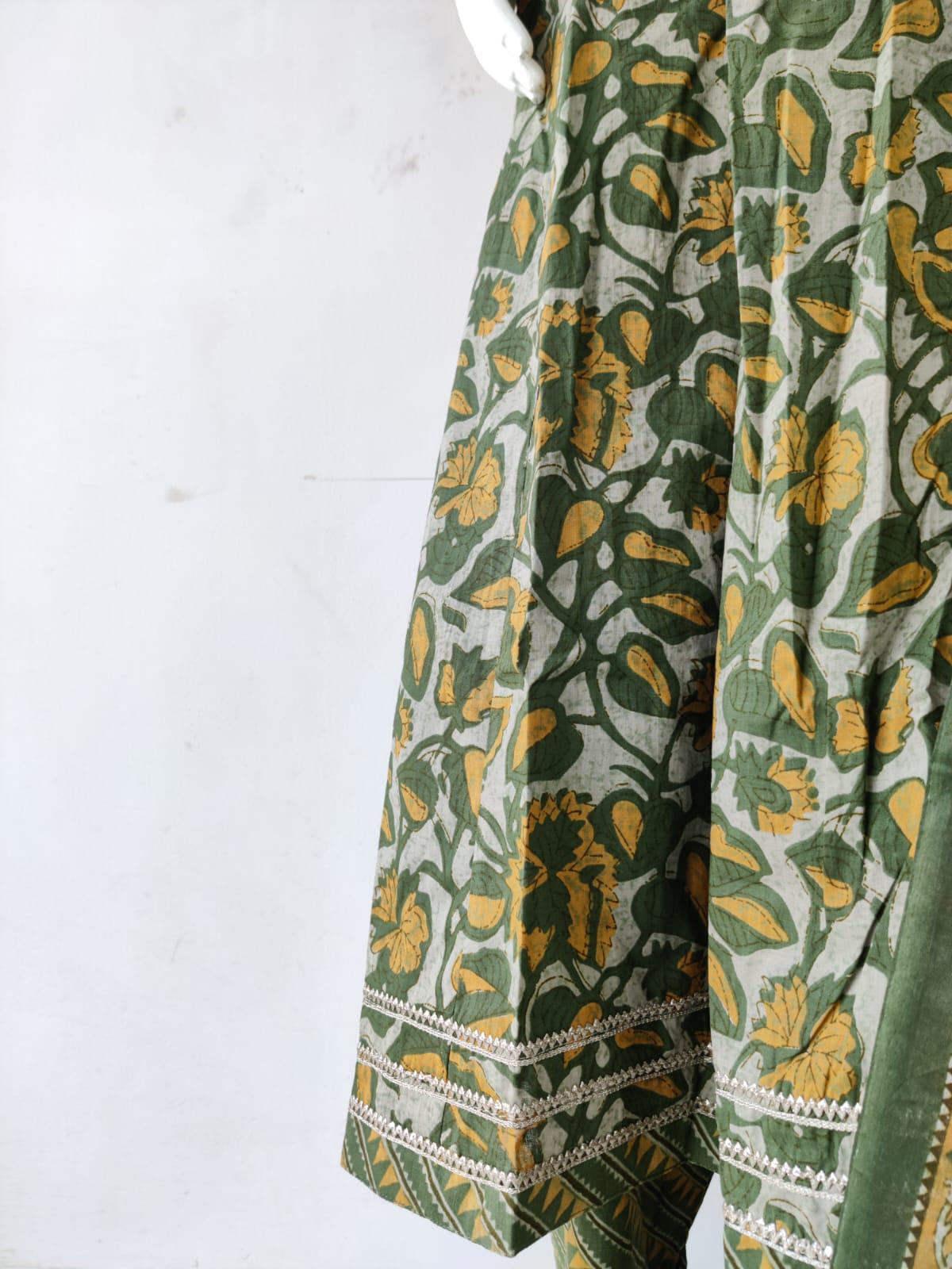 GREEN KURTA SET