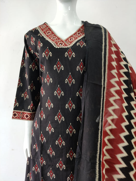 BLACK KURTA SET