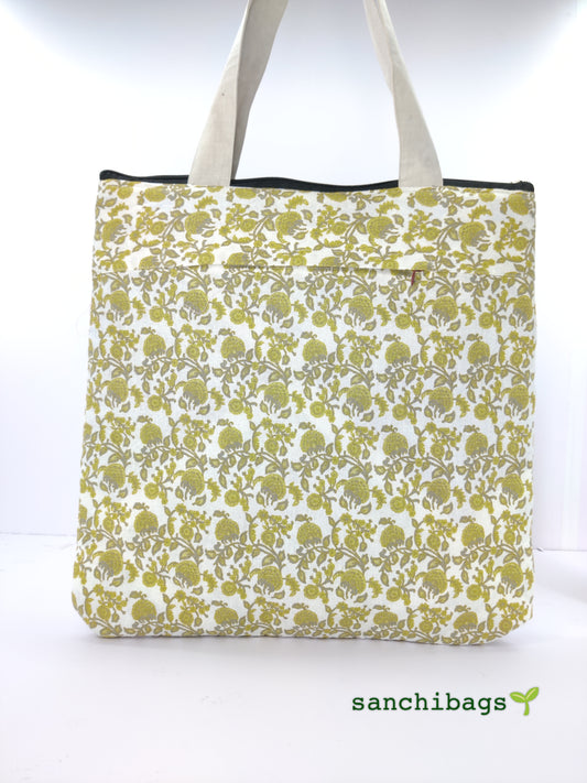 TOTE BAGS