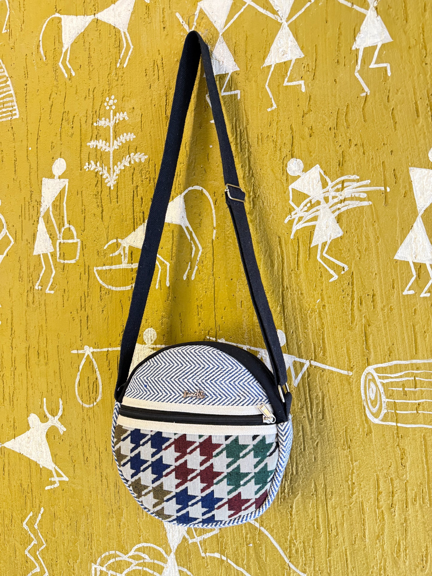 Round Sling Bag
