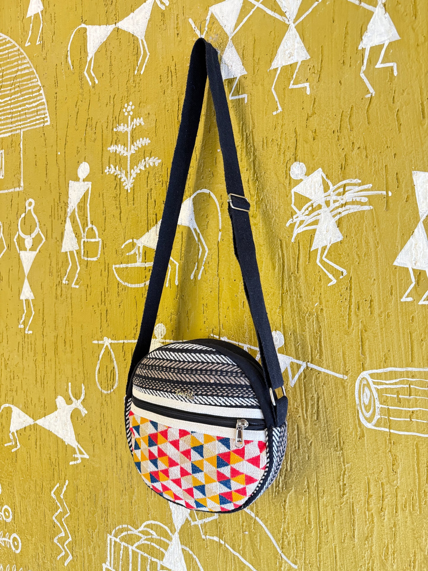 Round Sling Bag