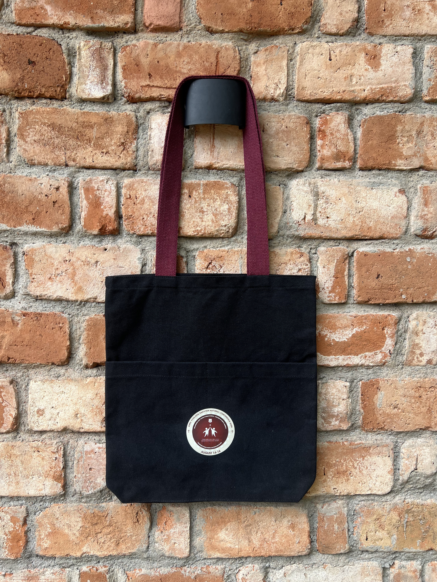 TOTE BAGS