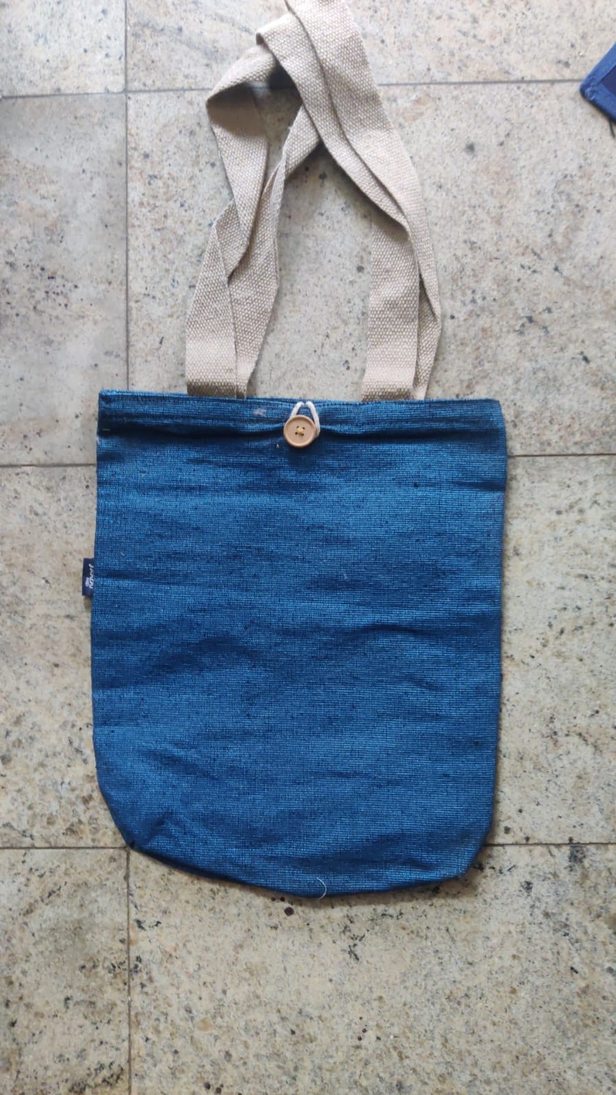 T001 YIP MODEL BAG WITH ZIP