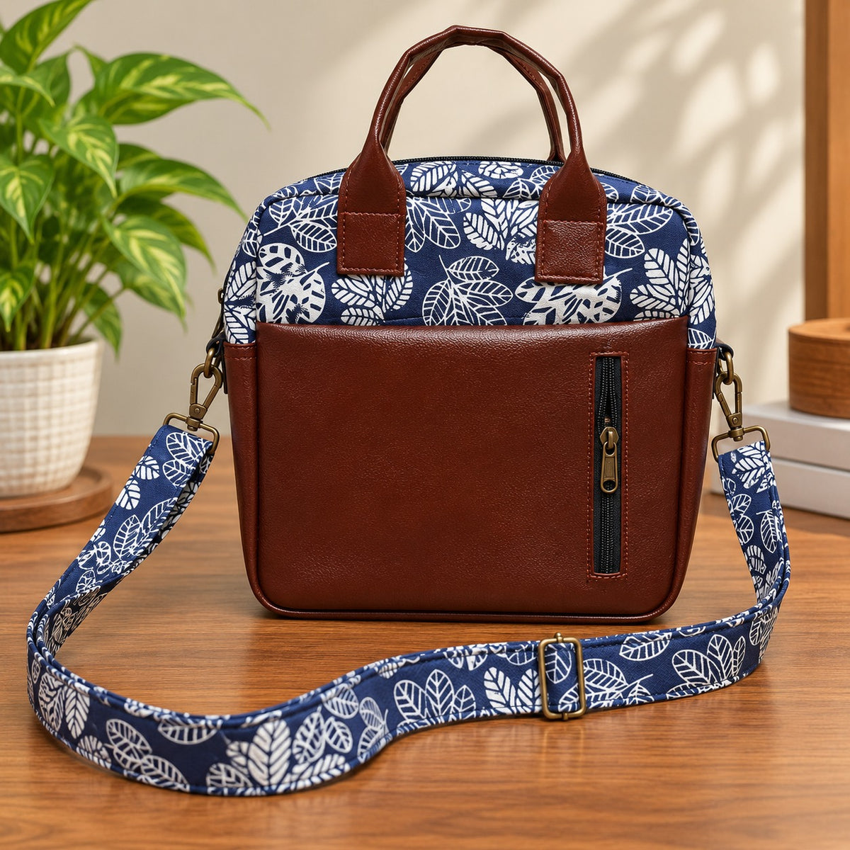 SLING BAG