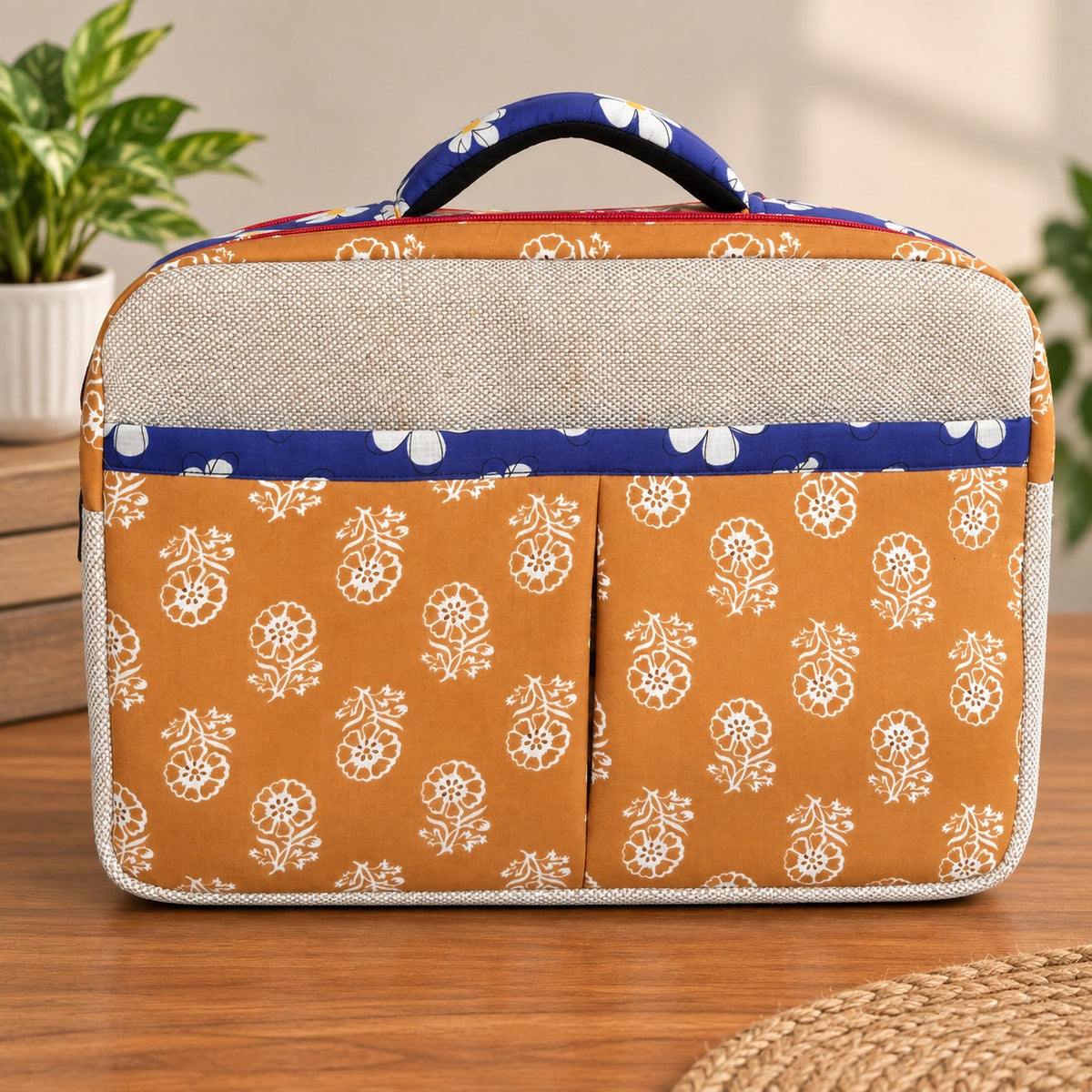 CONFERENCE BAG