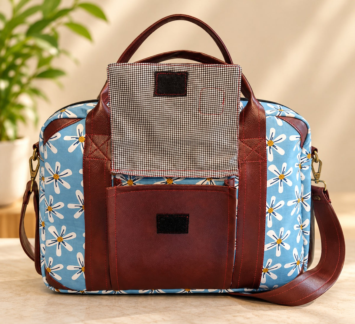 CONFERENCE BAG