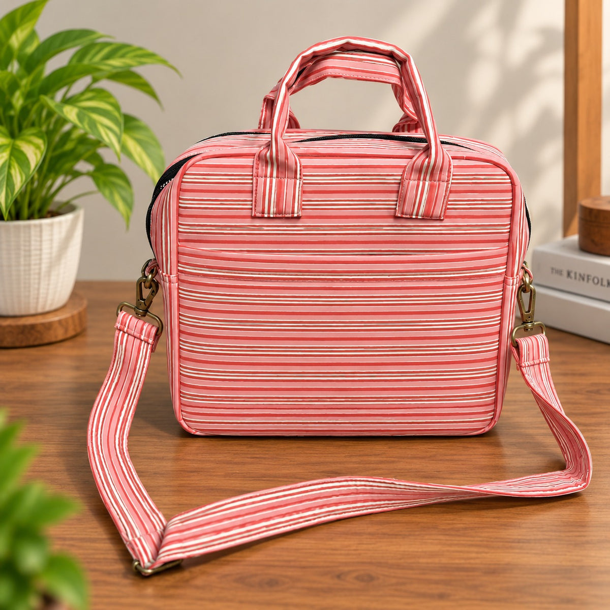SLING BAG