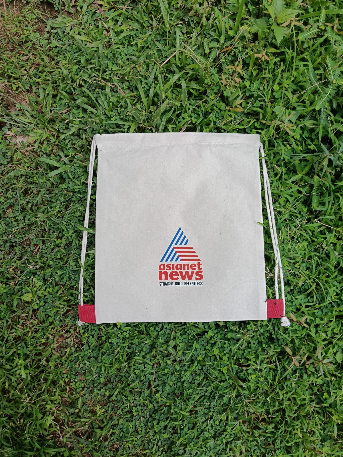 DRAW SLING BAG